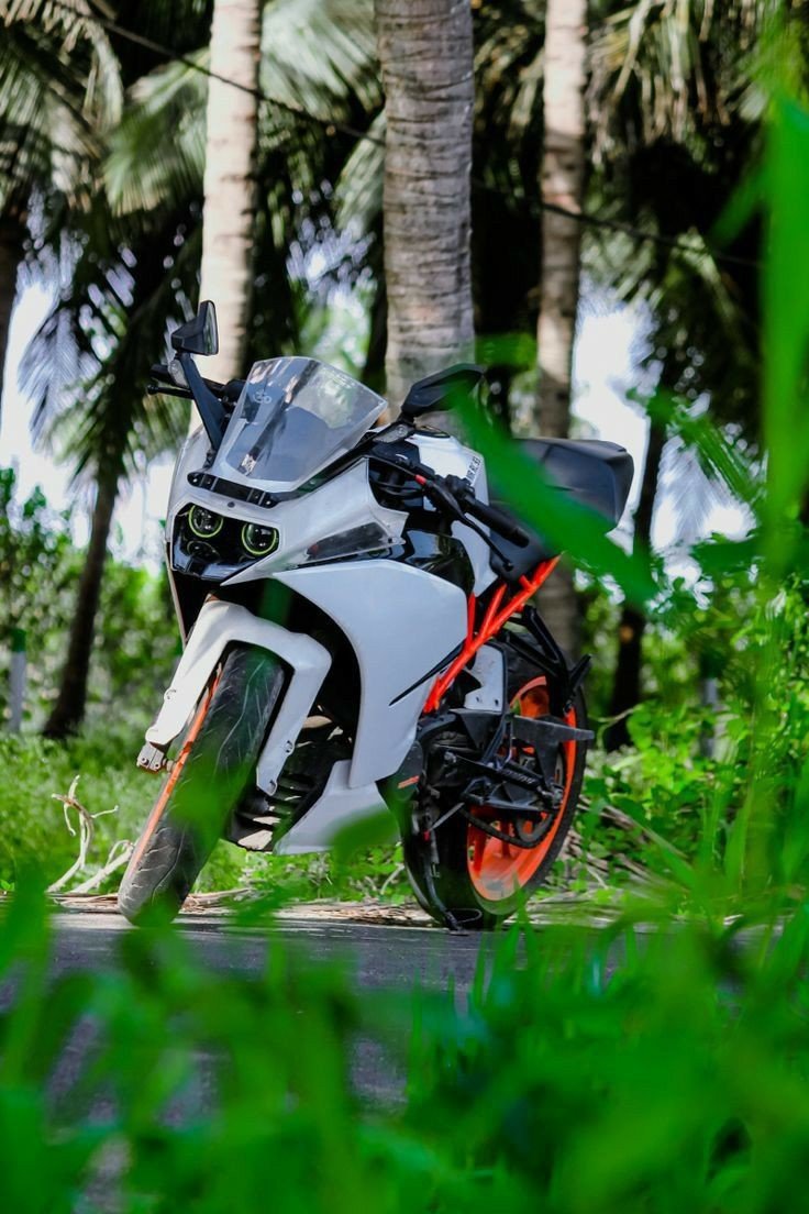 KTM RC 200 Wallpaper 14