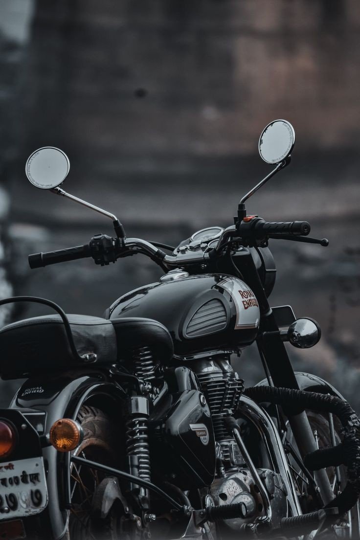 Royal Enfield Classic Wallpaper Black 4