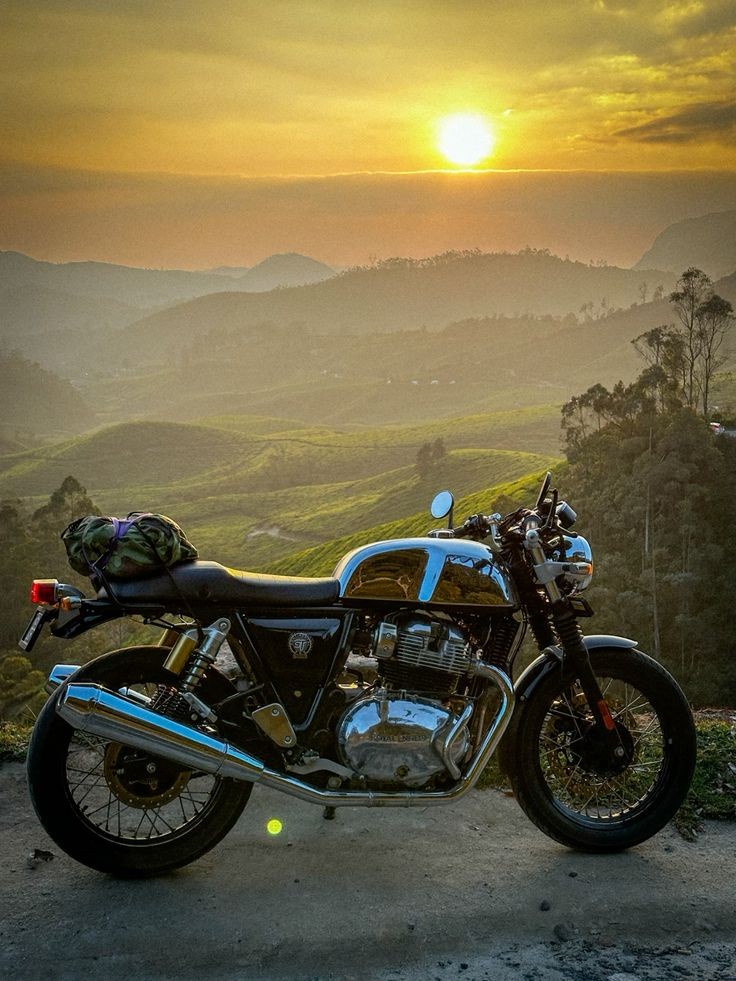 Royal Enfield GT Wallpaper hd 4K 8