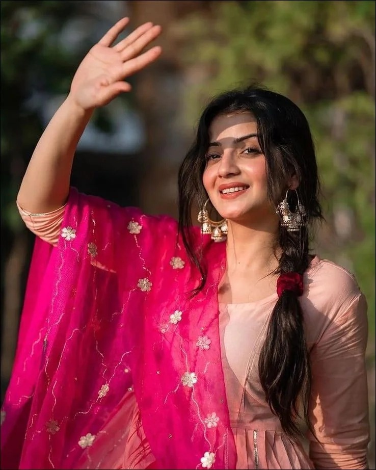 Cute Dp For Whatsapp Girl Stylish